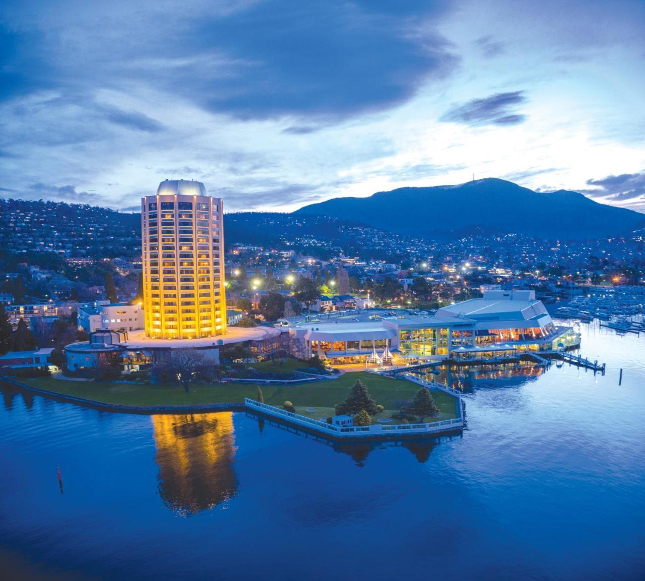 Wrest Point Hobart Exterior foto